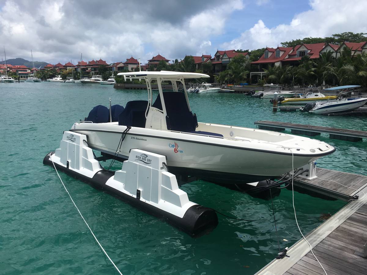 Seychelles boat lifts